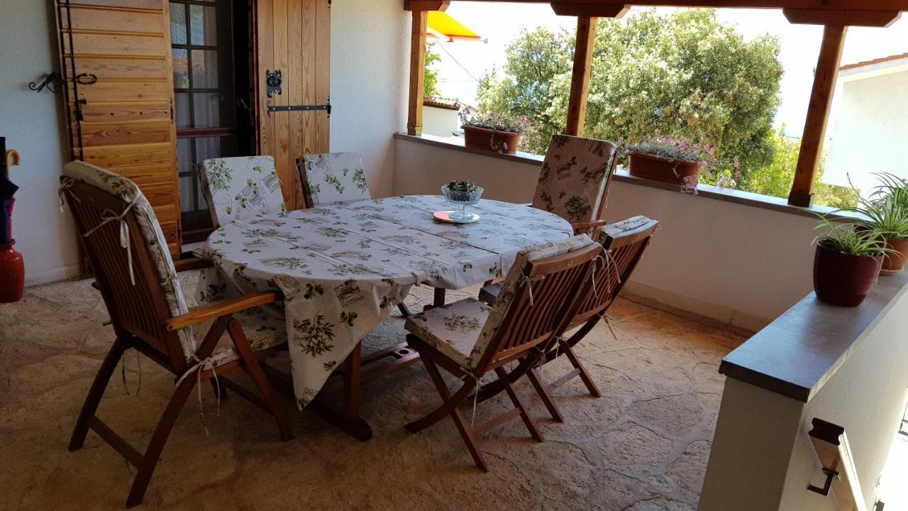 סגט ווראנייצה Villa Apartments Oliva מראה חיצוני תמונה