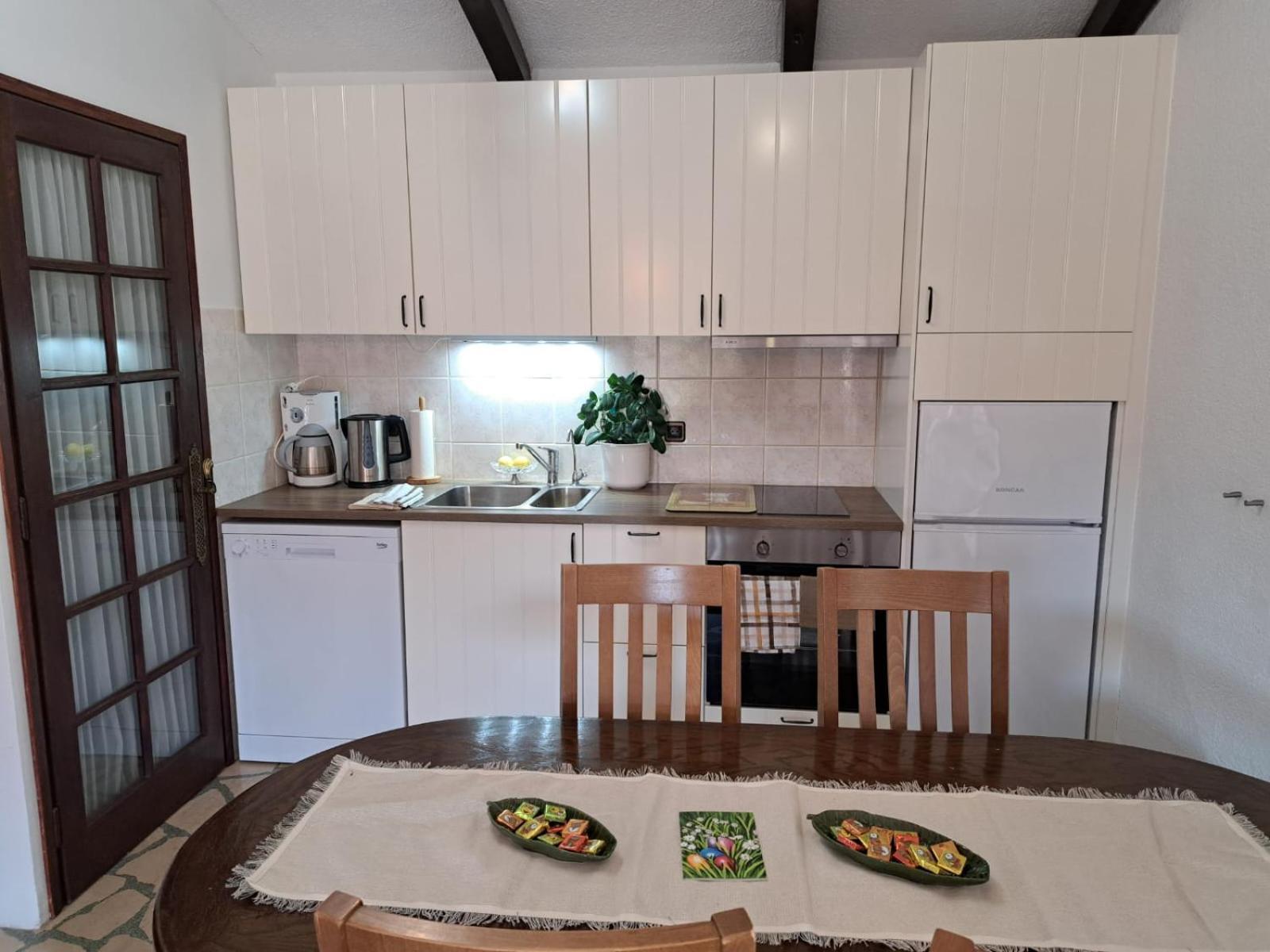 סגט ווראנייצה Villa Apartments Oliva מראה חיצוני תמונה