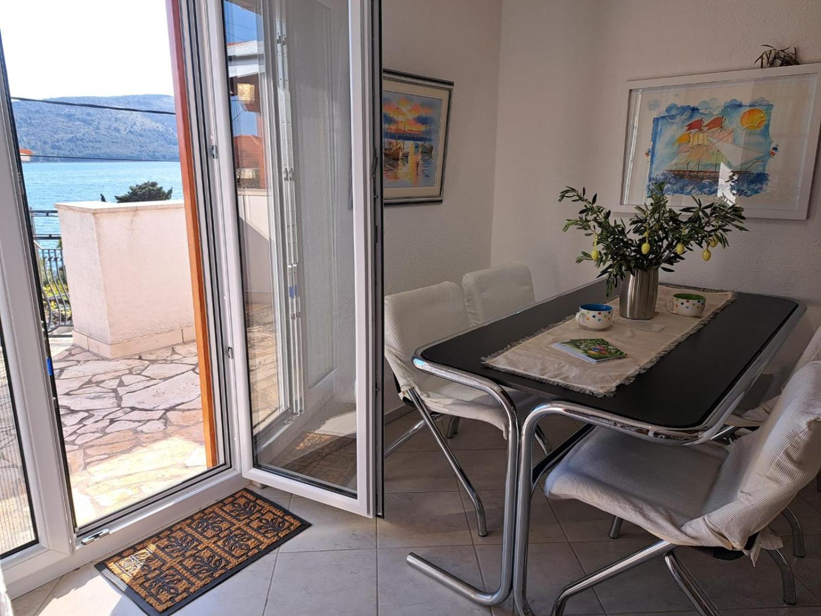 סגט ווראנייצה Villa Apartments Oliva מראה חיצוני תמונה
